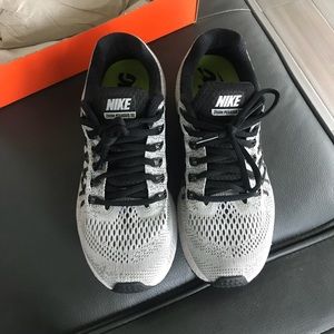 Women’s Nike Pegasus Zoom 32 7.5